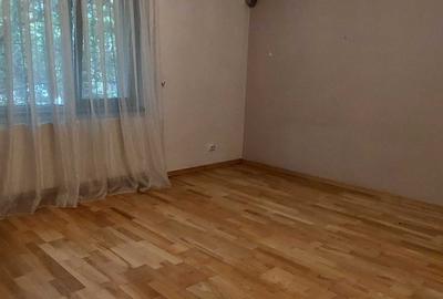Casă cu 3 camere cu Canalizare în Ultracentral - 5