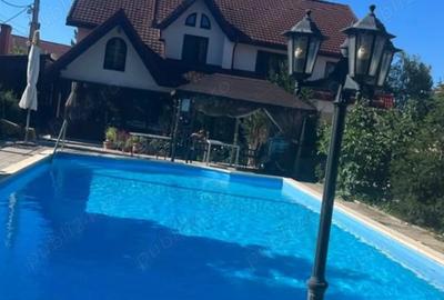 Casă cu 6 camere cu Teren 1000 Mp în Central
