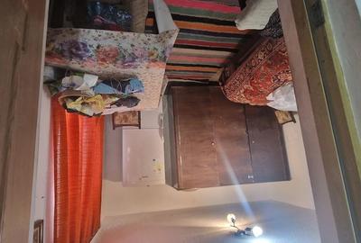 Casă cu 4 camere cu Teren 1800 Mp în Exterior Vest