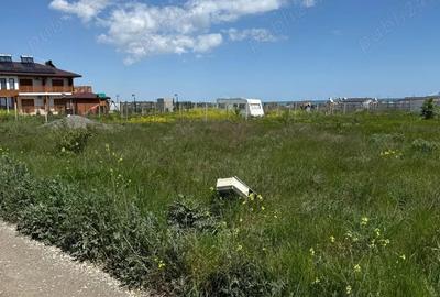 Teren de 500 mp, în Corbu