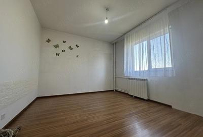 Apartament cu 2 camere decomandat în Vest