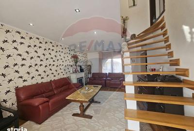 Casă cu 7 camere cu Teren 350 Mp în Central - 16