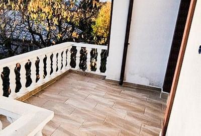 Apartament cu 4 camere, mobilat în Copou - 1