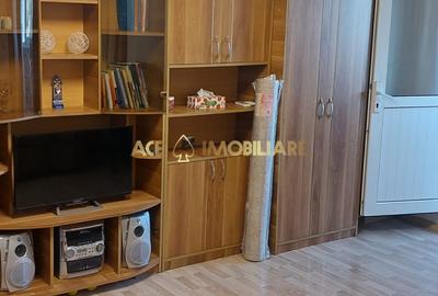 Apartament cu 3 camere decomandat, mobilat în P-ța Muncii