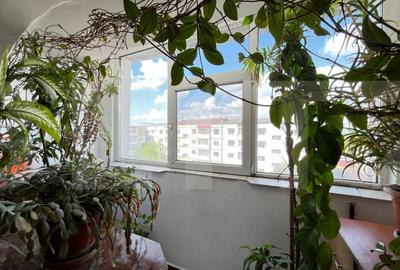 Apartament cu 3 camere semidecomandat în Central - 3