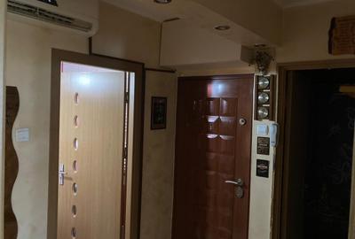 Apartament cu 2 camere decomandat în Eroii Revoluției - 2
