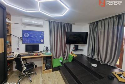 Casă cu 3 camere în Remetea Mare