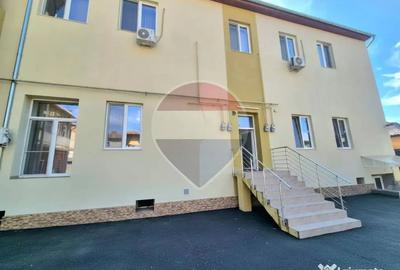 Spațiu comercial, de 50 mp, în Central