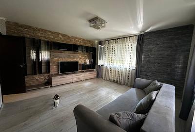 Apartament cu 2 camere decomandat, mobilat în Băneasa