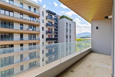 Apartament cu 2 camere decomandat, mobilat în Tractorul - 4