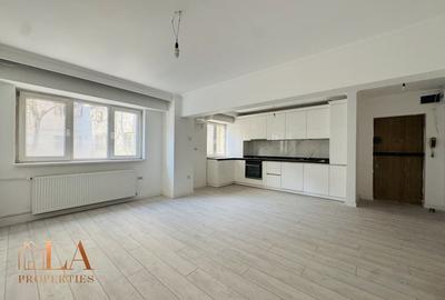 Apartament cu 3 camere decomandat în Panduri