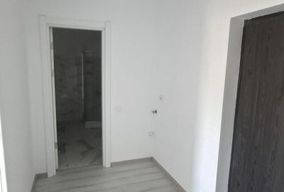 Garsonieră decomandată în Exterior Vest - 1