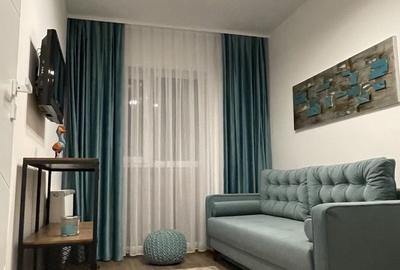 Apartament cu 3 camere decomandat în Spitalul Județean