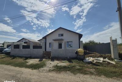 Casă cu 3 camere cu Teren 261 Mp în Berceni