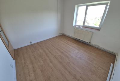 Apartament cu 2 camere decomandat în Între Lacuri - 6