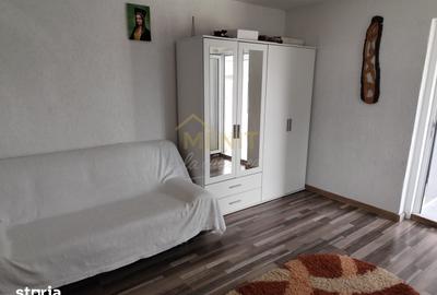 Casă cu 3 camere cu Teren 1364 Mp în Central - 1