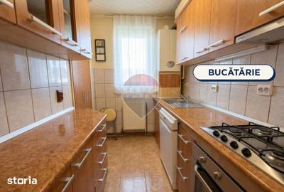 Apartament cu 3 camere decomandat în Central