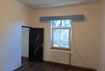 Apartament cu 2 camere semidecomandat în Iosefin