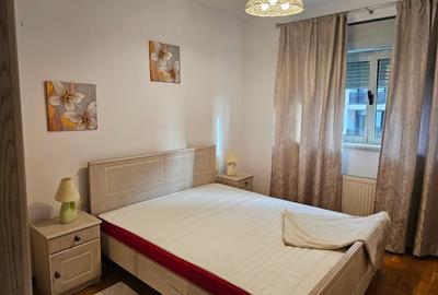 Apartament cu 2 camere decomandat, mobilat în Torontalului