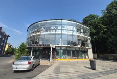 Spațiu comercial, de 2,752 mp, în Nord