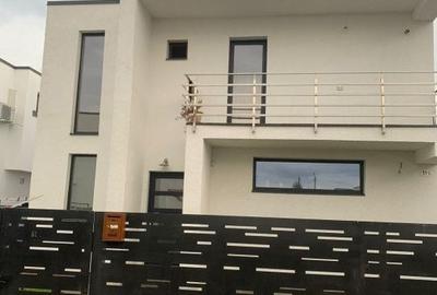 Casă cu 4 camere cu Teren 249 Mp în Central