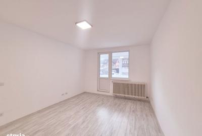 Apartament cu 2 camere decomandat în Precista - 11