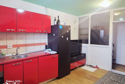 Apartament cu 2 camere decomandat în Galata - 2