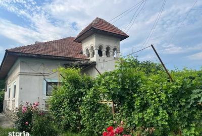 Casă cu 4 camere cu Teren 120 Mp în Central