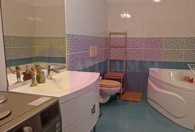 Casă individuală cu 6 camere cu Canalizare în Săbăreni - 17