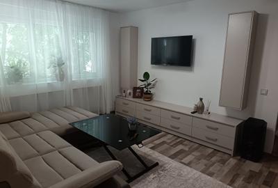 Apartament cu 2 camere semidecomandat în Micro 16 - 7