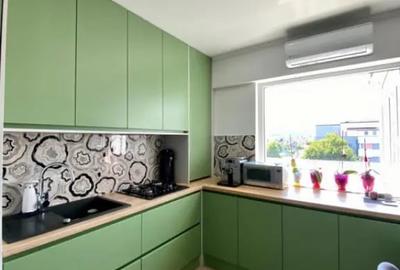 Apartament cu 3 camere semidecomandat în Florești