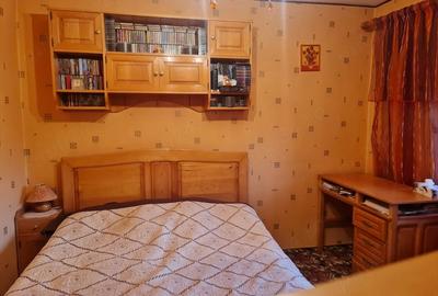 Apartament cu 2 camere decomandat în Vest