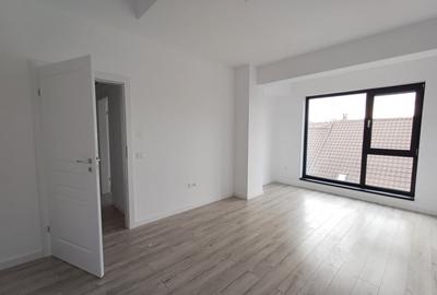 Apartament cu 2 camere decomandat în Nicolina - 1