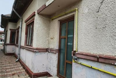 Casă cu 4 camere cu Teren 177 Mp în Mihai Bravu - 4