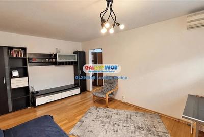 Apartament cu 3 camere semidecomandat în Berceni