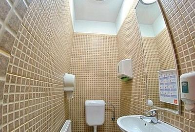 Casă cu 4 camere cu Teren 370 Mp în Romană