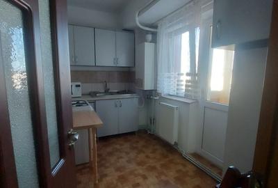 Apartament cu 3 camere decomandat în Central - 9