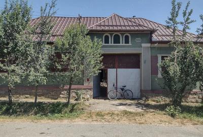 Casă cu 3 camere cu Teren 1000 Mp în Rogoz - 2