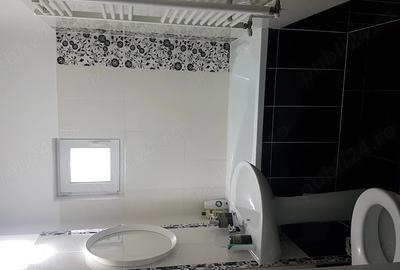 Apartament cu 3 camere semidecomandat în Aradului - 1