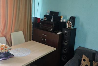 Apartament cu 2 camere decomandat în Mazepa 2