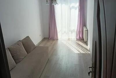 Apartament cu 3 camere semidecomandat în Aeroport - 2