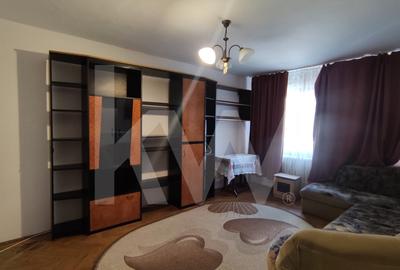 Apartament cu 3 camere decomandat, mobilat în Mihai Viteazul