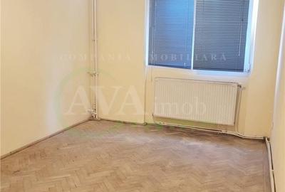 Apartament cu 2 camere semidecomandat în Cornișa
