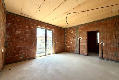 Duplex cu 4 camere cu Canalizare în Dumbrăvița - 3