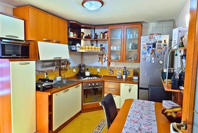 Duplex cu 6 camere cu Canalizare în 1 Mai - 14