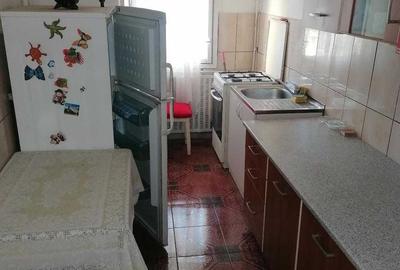 Apartament cu 2 camere decomandat în Gară