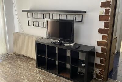 Apartament cu 3 camere semidecomandat, mobilat în Titan - 3