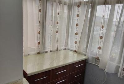 Apartament cu 2 camere decomandat în Rovine - 3