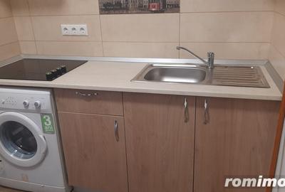 Garsonieră decomandată în Buziașului