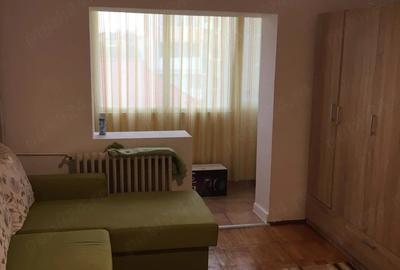 Garsonieră decomandată în Aradului